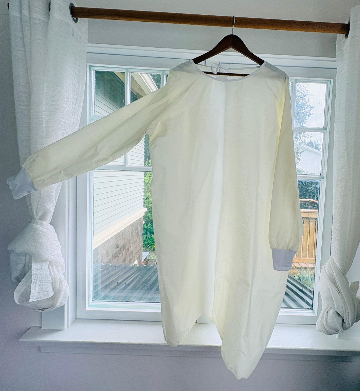 Premium Reusable Isolation Gown (Soft Knit Cuffs)