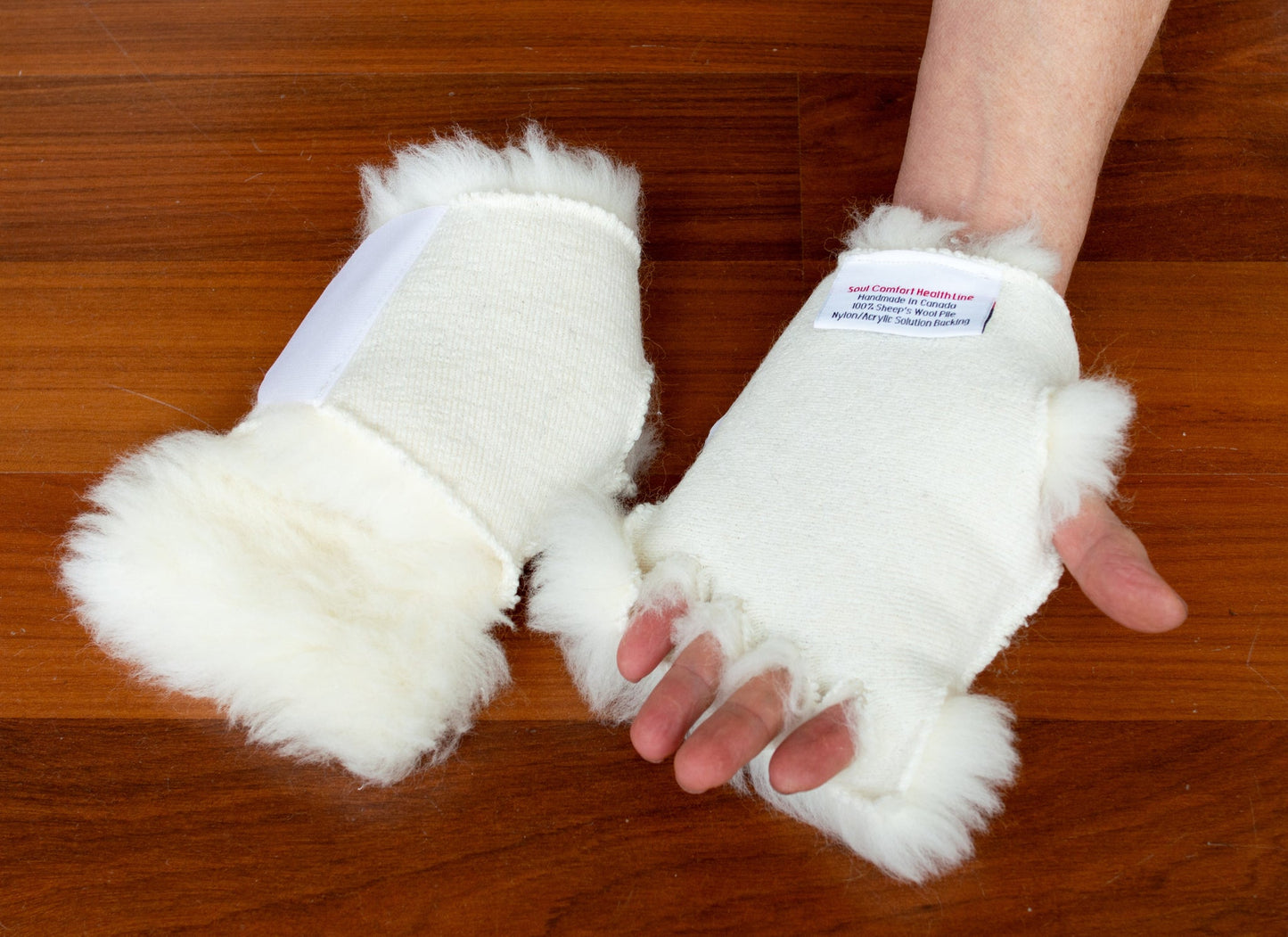 WOOL HAND PROTECTOR