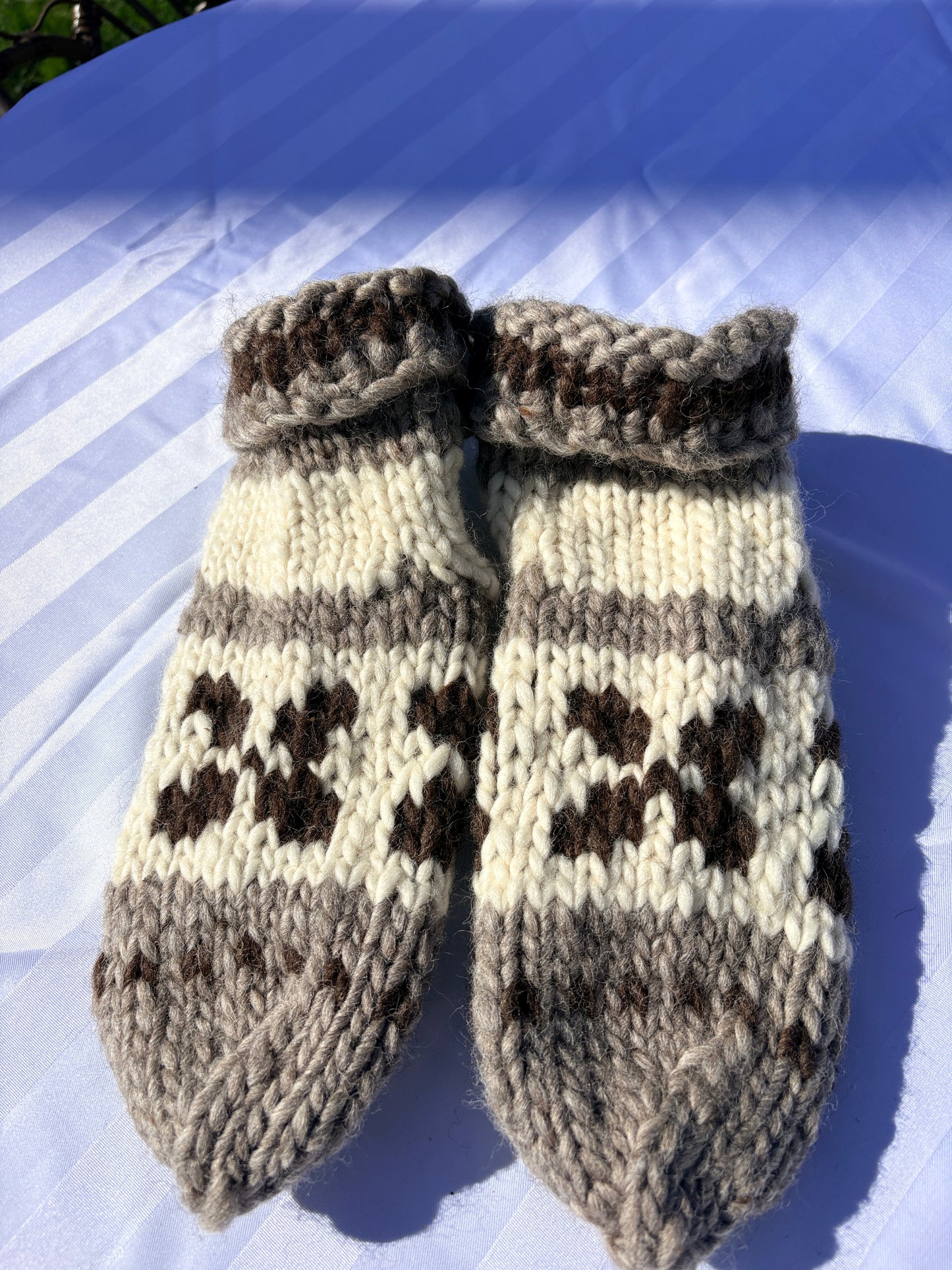 Authentic Cowichan Knit Socks (Women's 9-10/ Mens's 8-10)