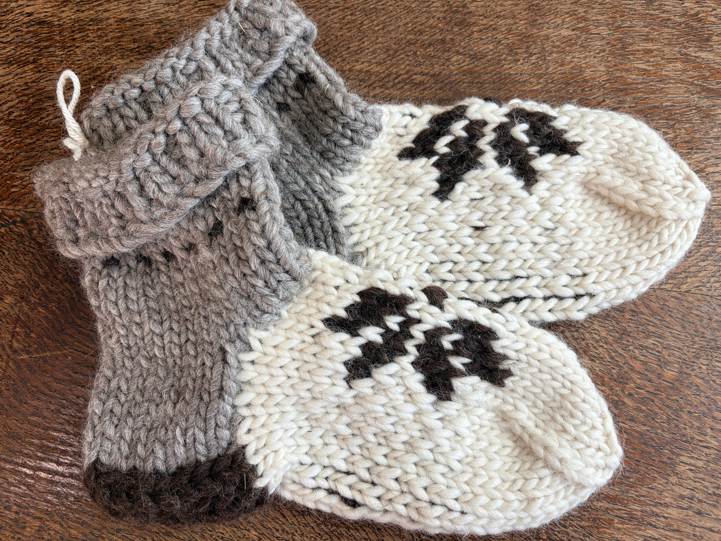 Authentic Cowichan Knit Socks (Women's 8.5-11/ Men's 7-9)
