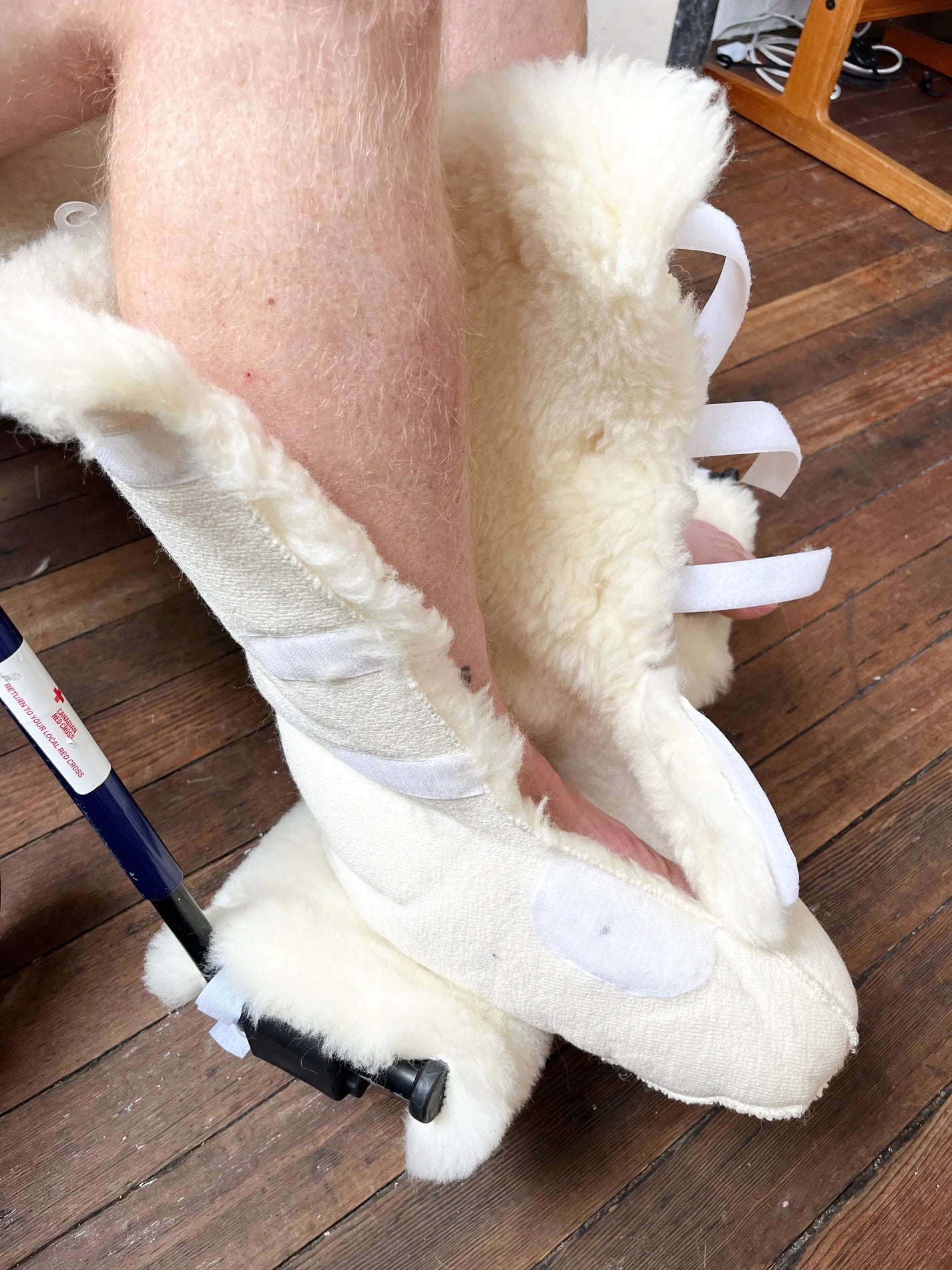 Sheep Wool Knee-High Boot, Medical/Therapeutic Purpose