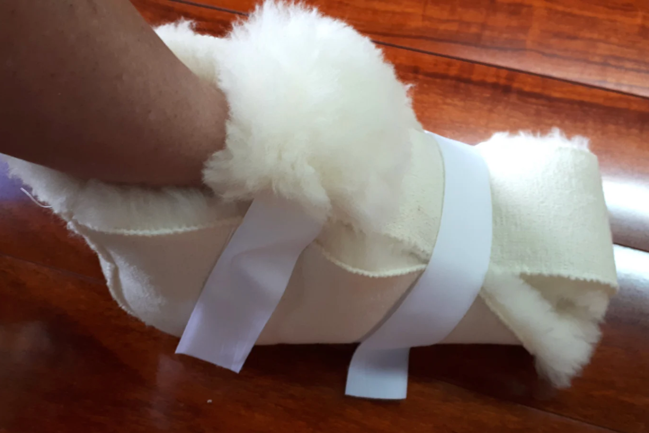 Wool Closed Foot Protector, Medical/Therapeutic Purpose