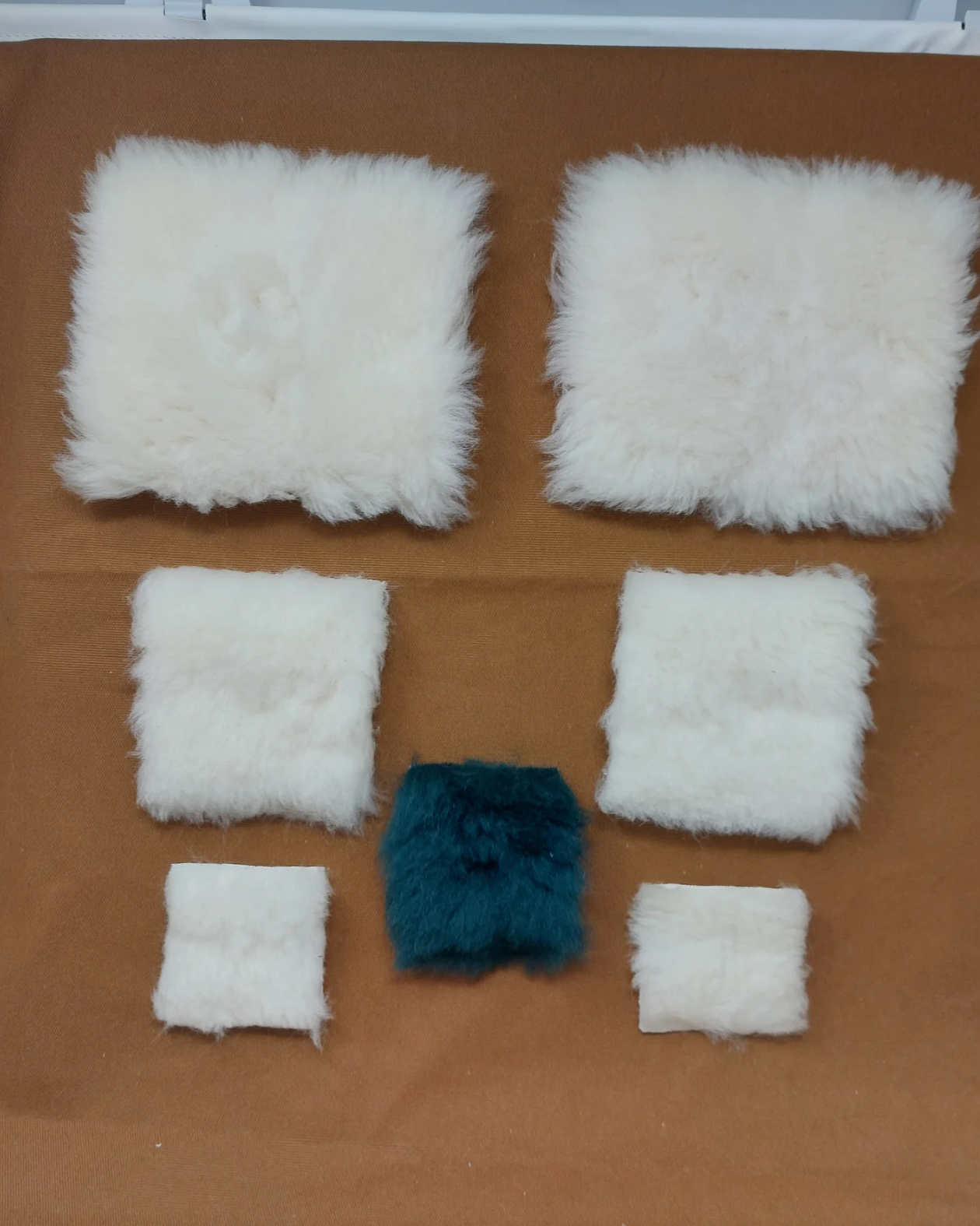Sheep's Wool small Pads,Medical/Therapeutic use