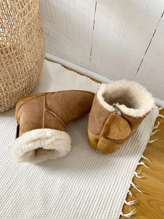 Medical Sheepskin Health Cabin Boot